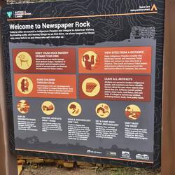 A sign to let people know how to behave!