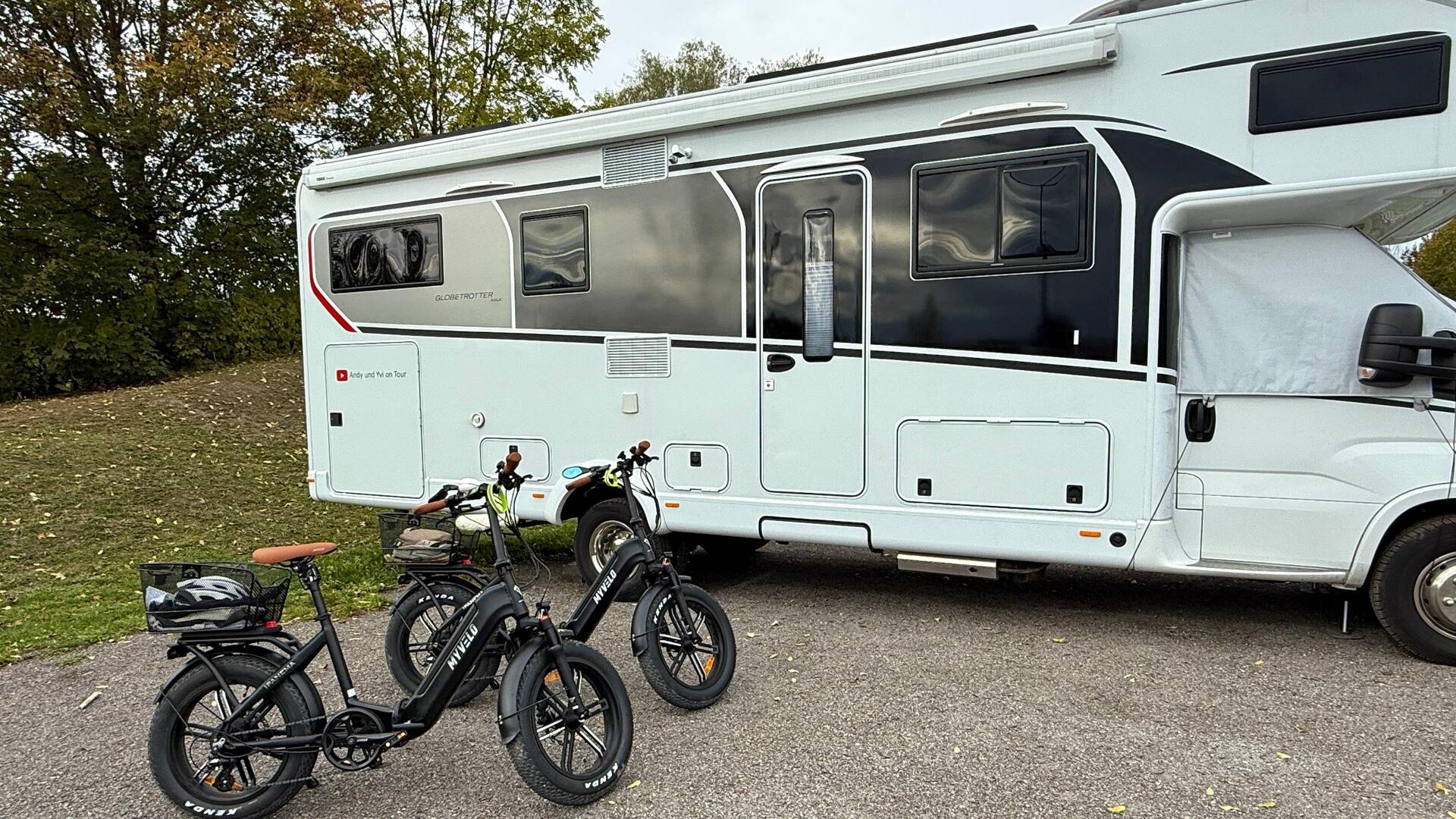 Unsere Fahrräder stehen bereit.