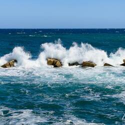 The sea is angry today ... along Lungomare di Levante Elio Vittorini — Ortigia Island, Siracusa.