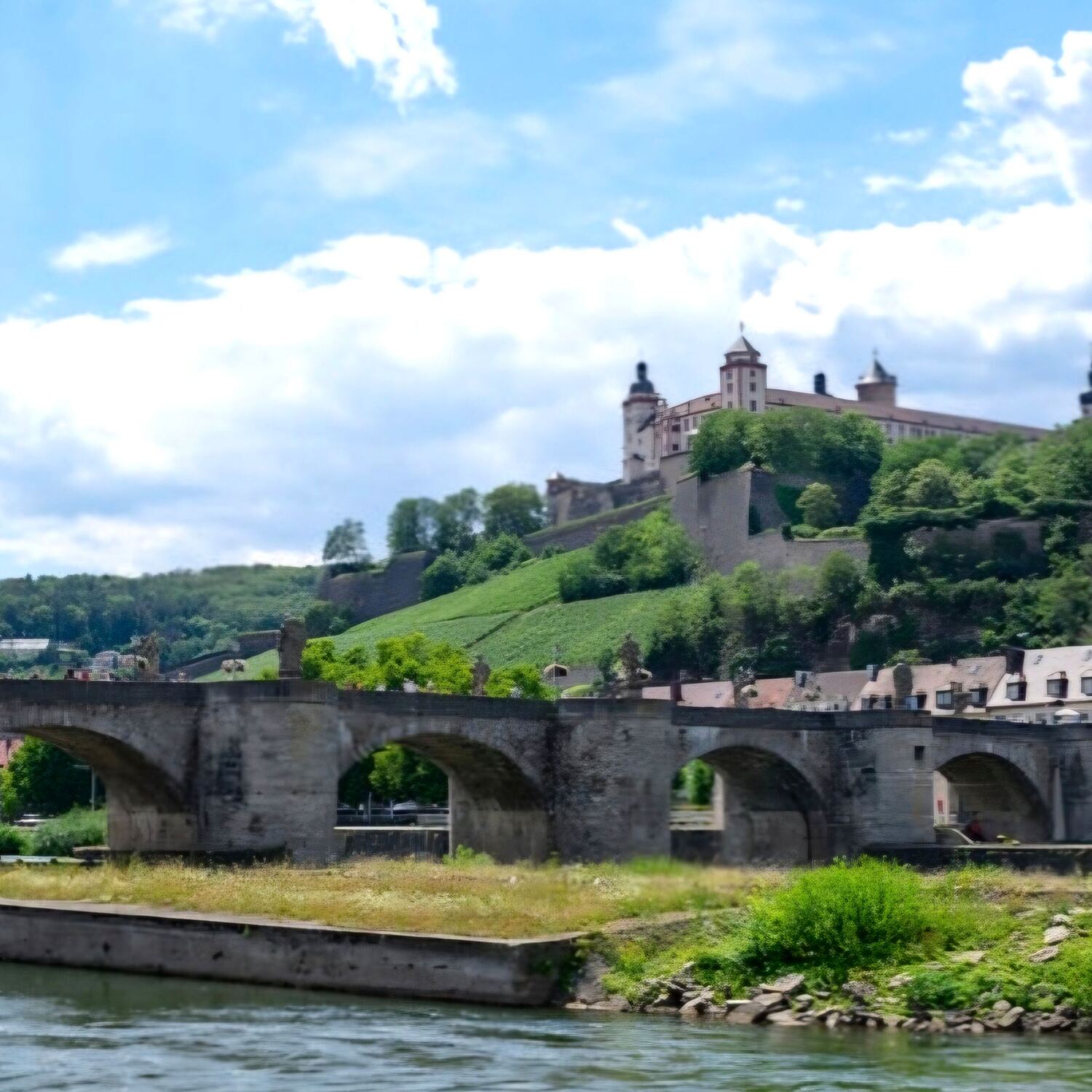 Zum Theater nach Würzburg