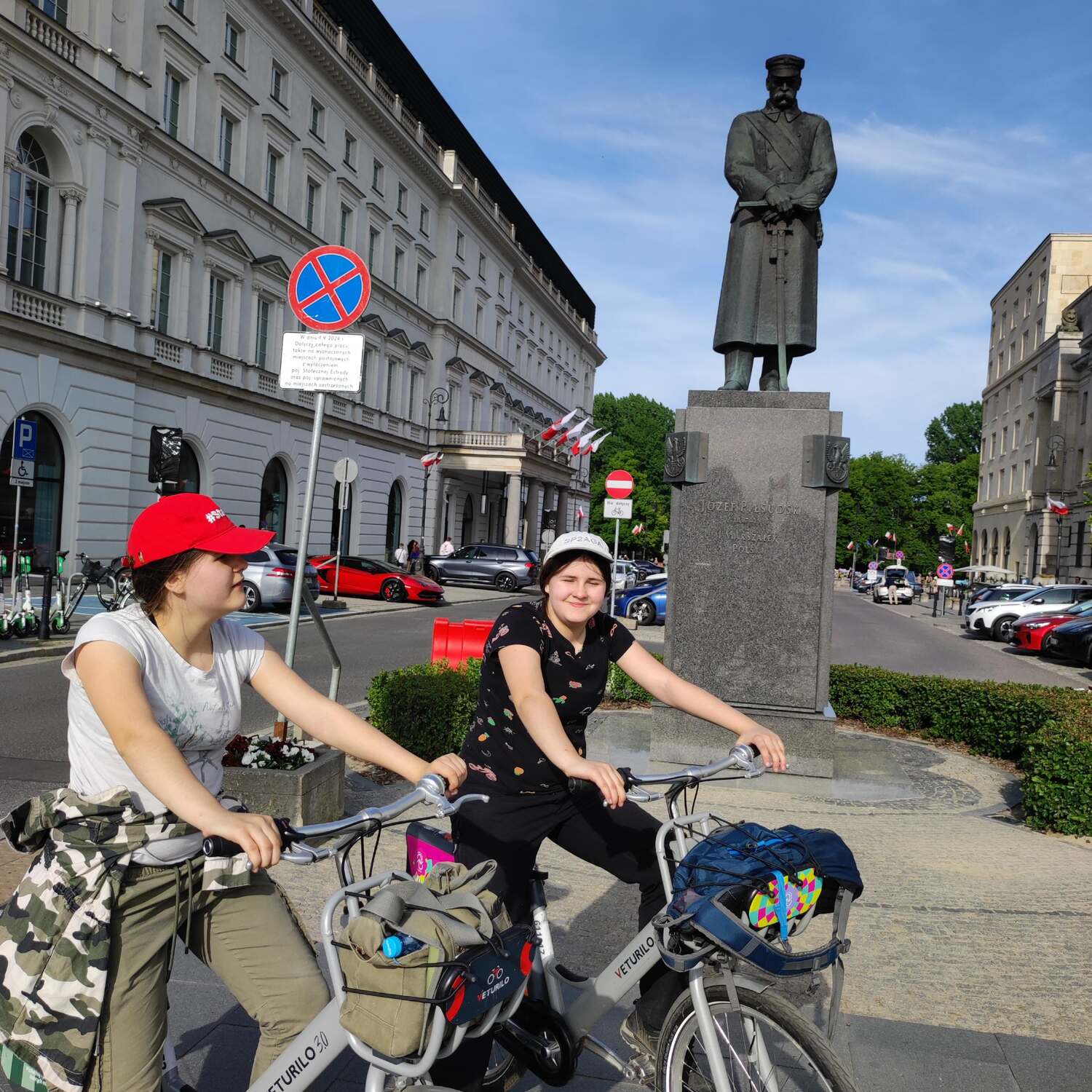Warszawa z dziewczynami