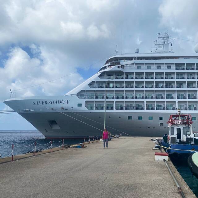 Willhelmina Tell on tour