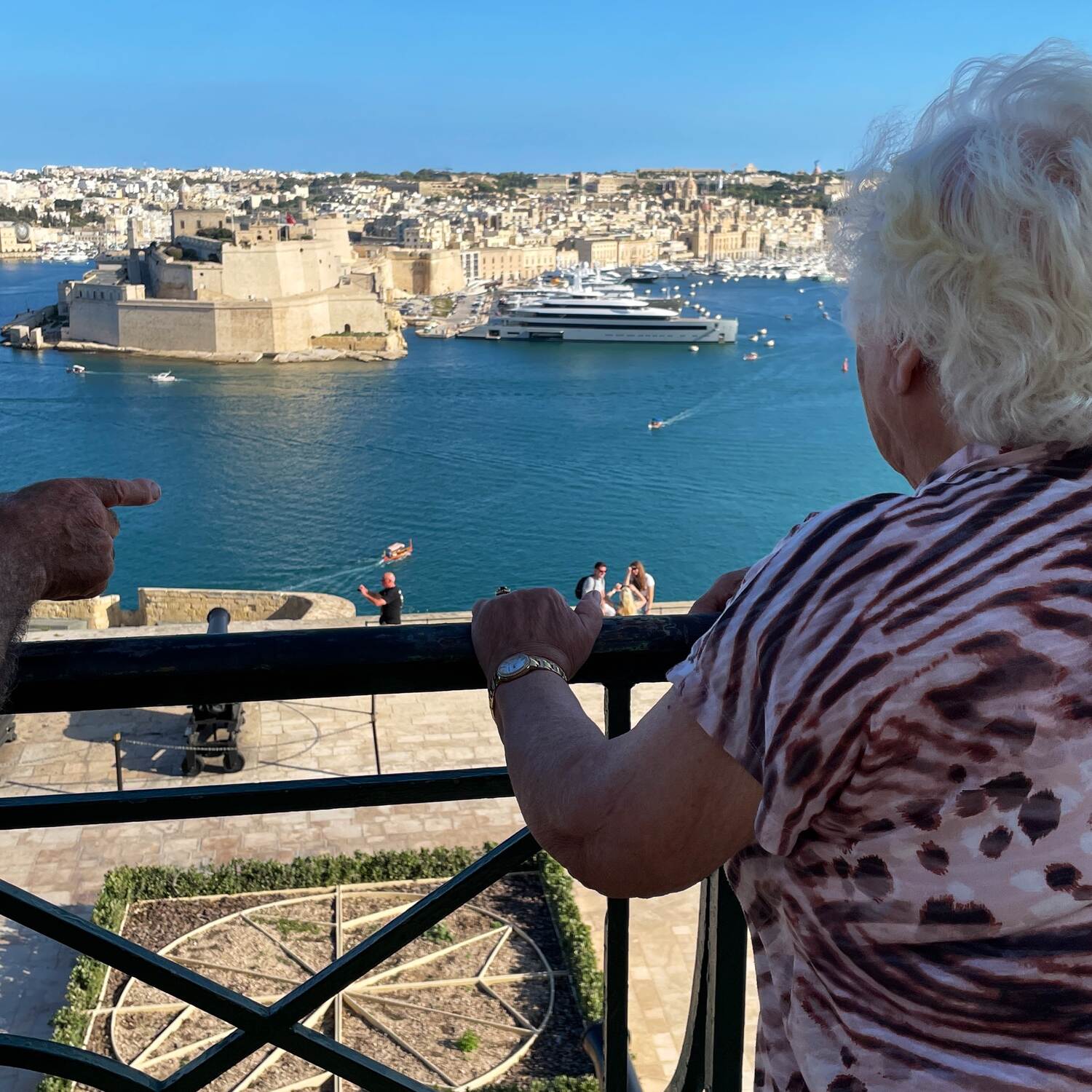 Malta mit 4 Generationen