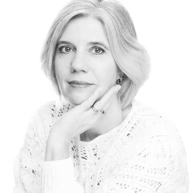 Iris Vanclooster