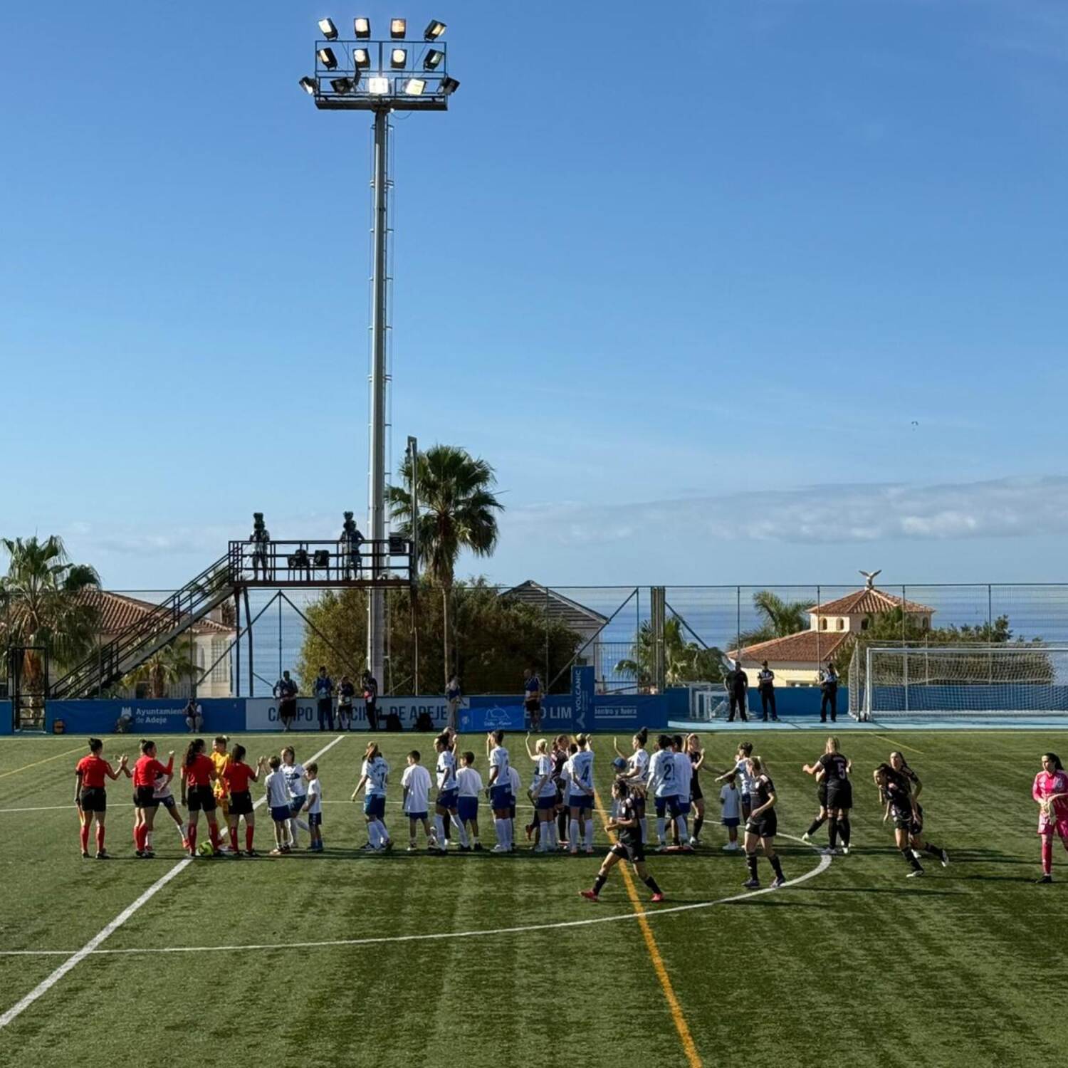 Frauenfussball in Adeje