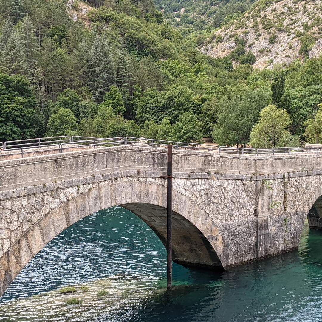 Albanien und Mazedonien