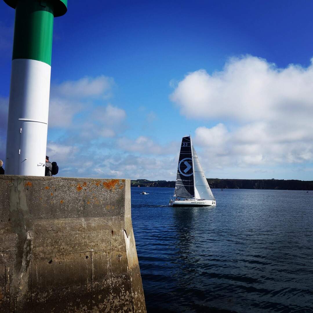 Sail on Yak23