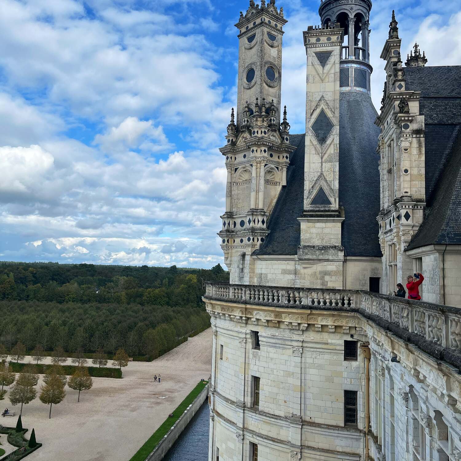 Châteaux en folie