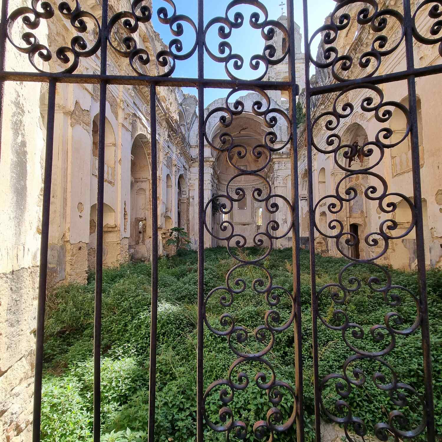 Due passi in Liguria, Imperia