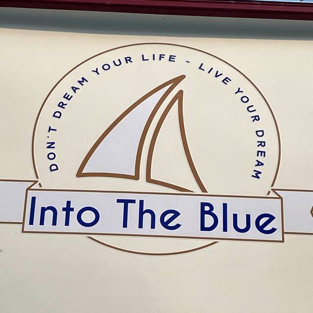 SV Into the blue
