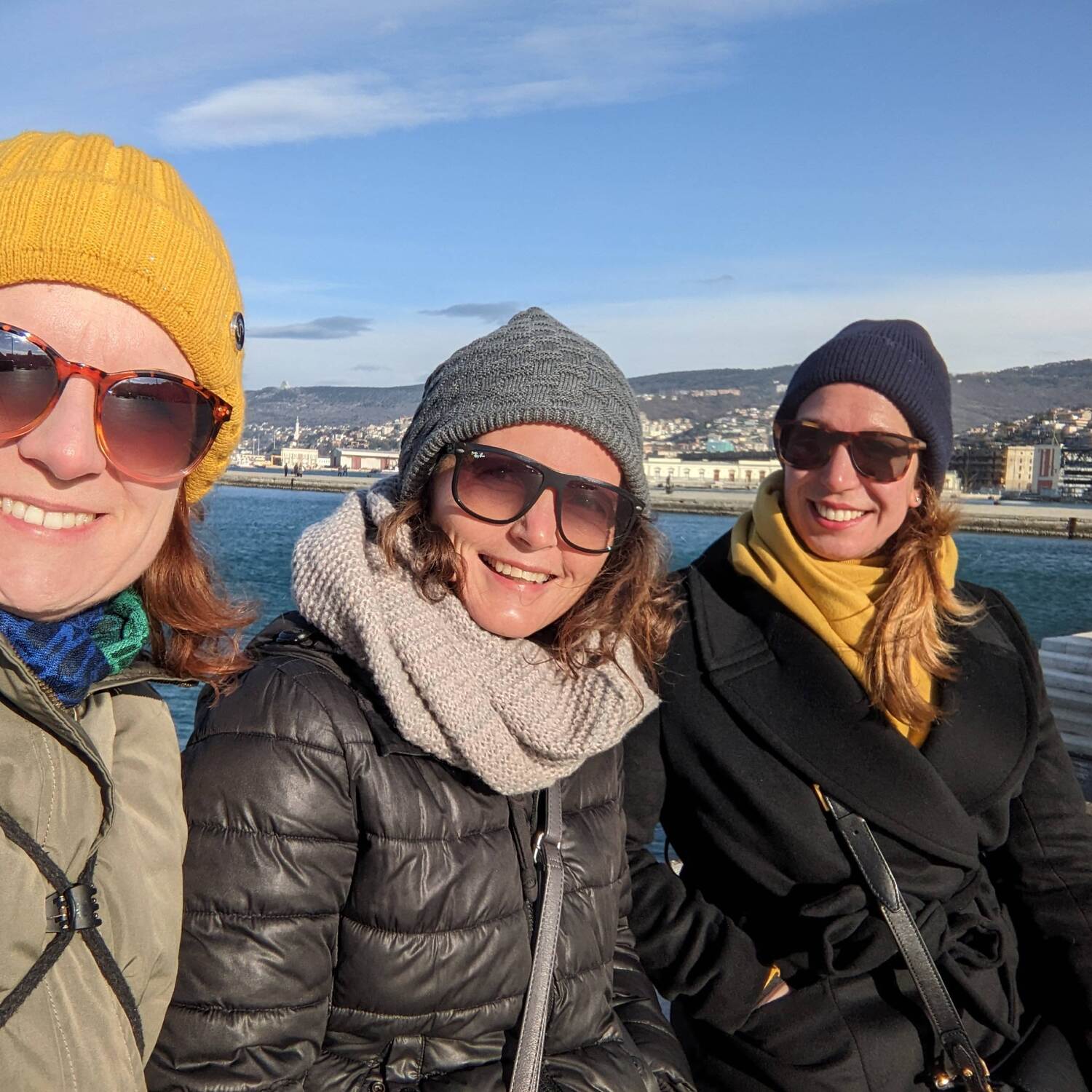 Mädelstrip nach Triest