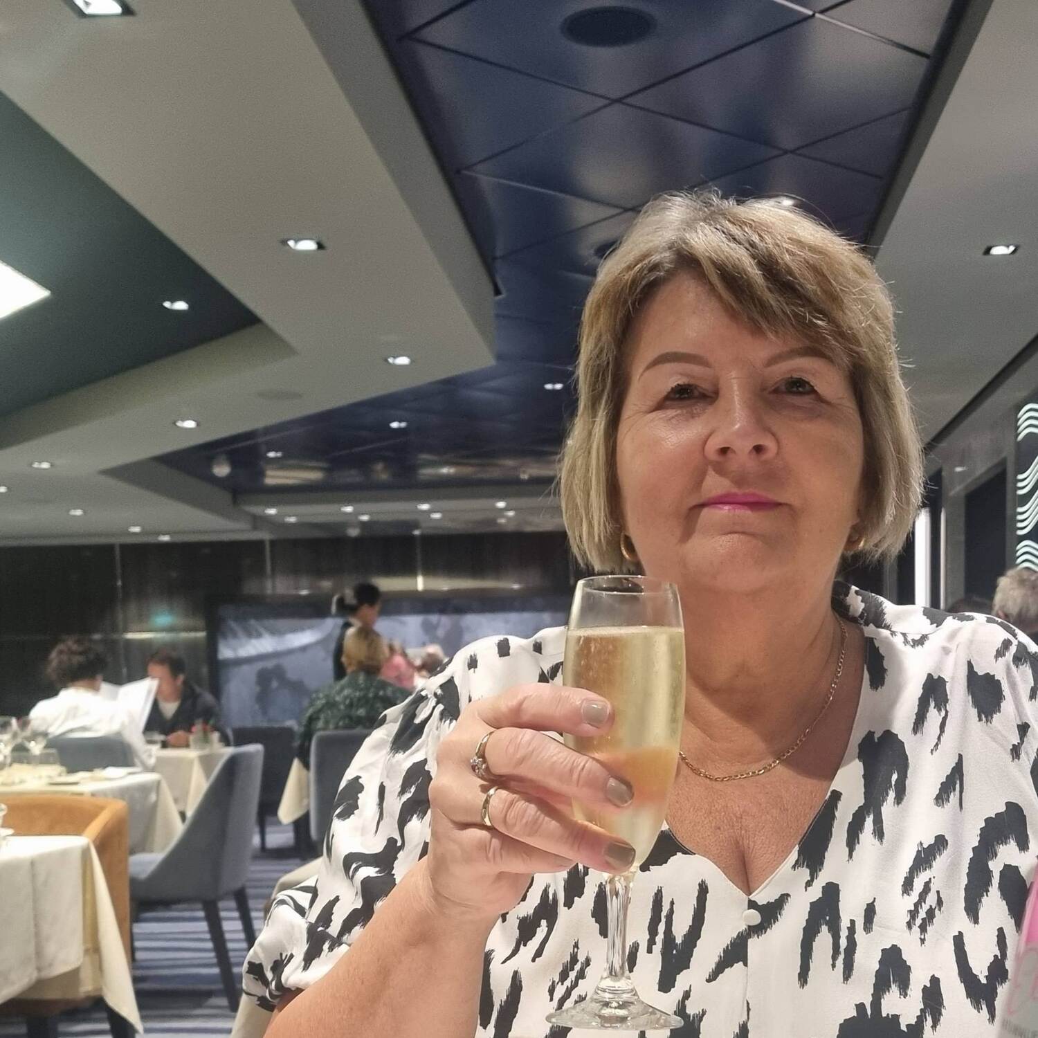 Southampton to dubai