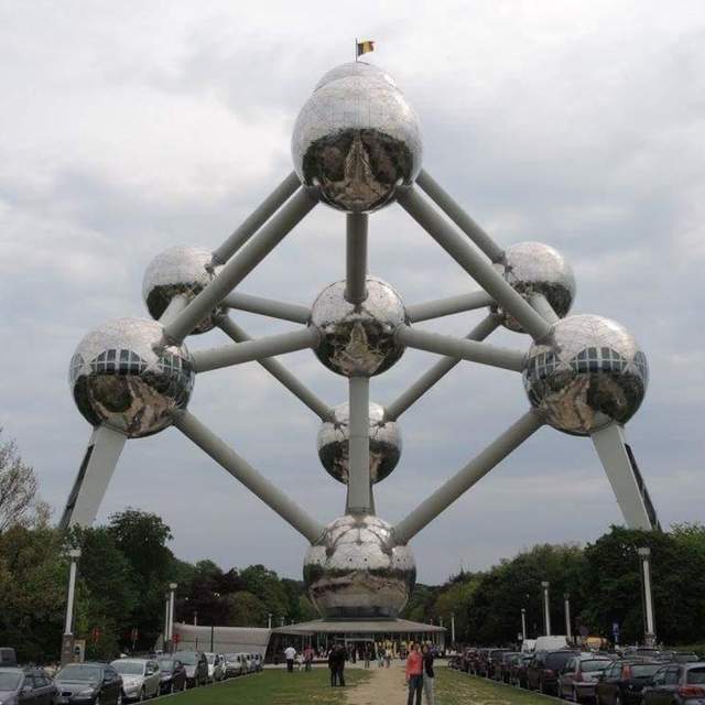 Belgien