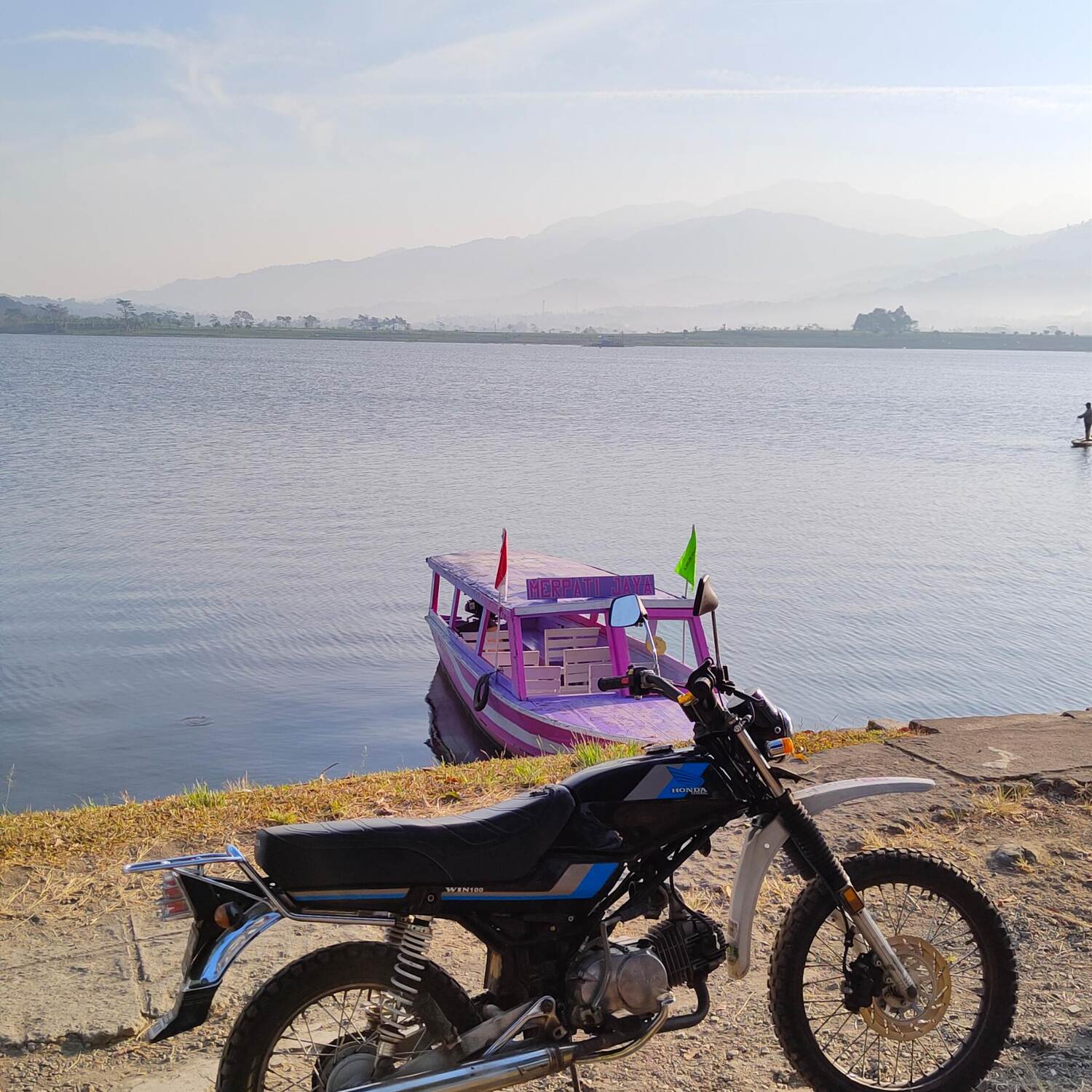 Keliling Pulau Jawa