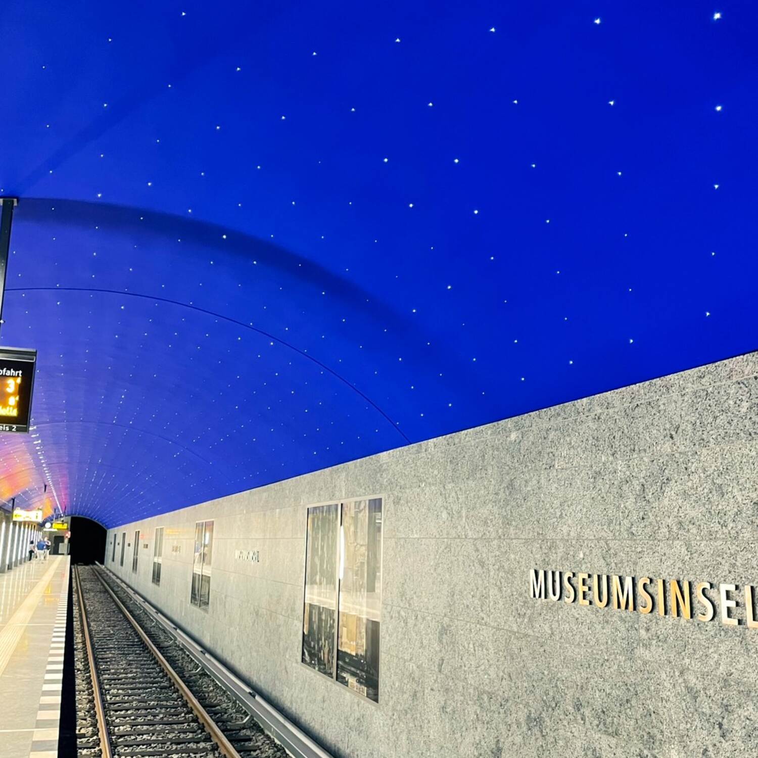 🎶 einen Koffer in Berlin🎶