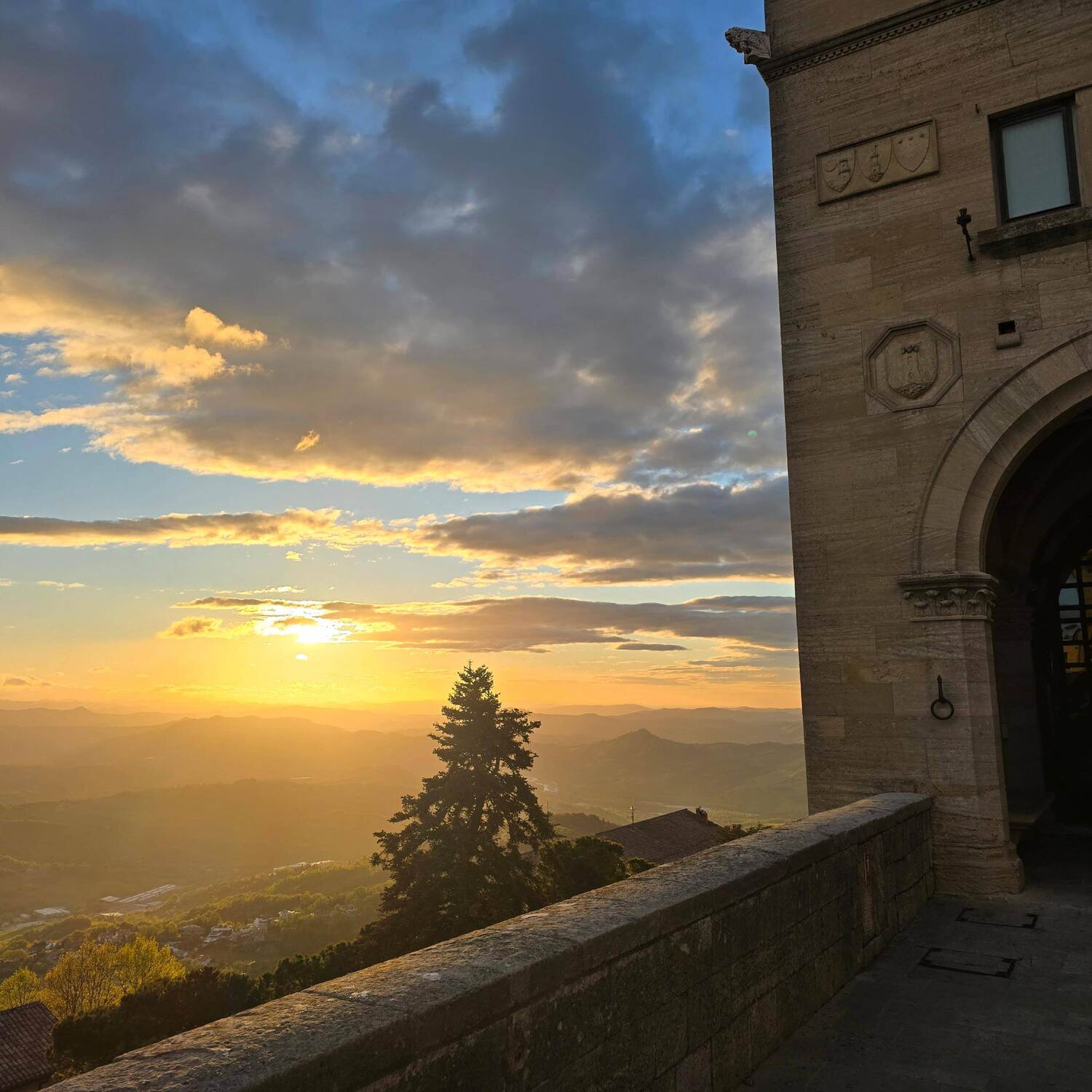 2025 Roadtrip 🇨🇭🇱🇮🇮🇹🇸🇲