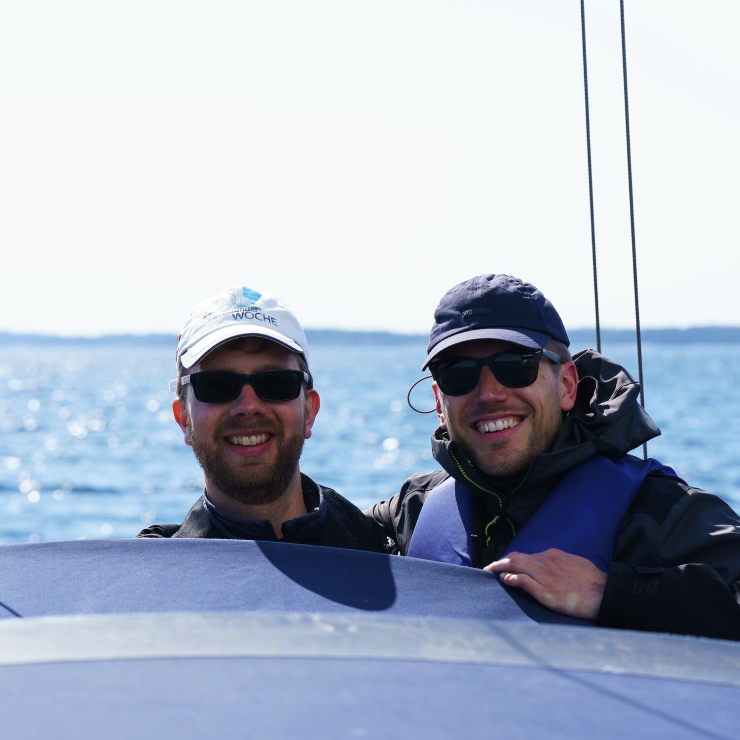 Segeln in Schwedens Sommer