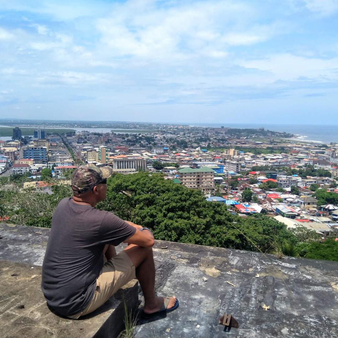 Liberia, To Monrovia