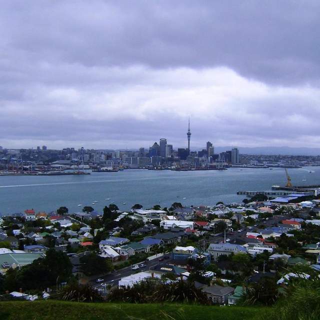 New Zealand, Touring Auckland