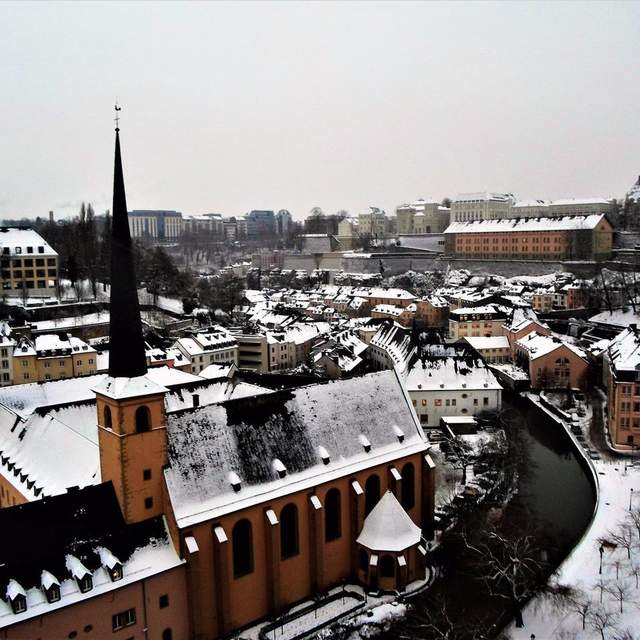 Luxembourg, A Walled City