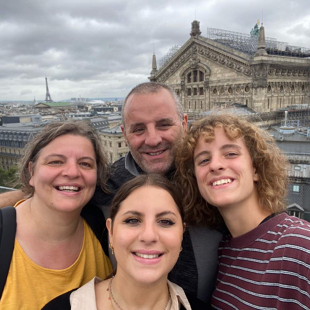Tutta la famiglia a Parigi