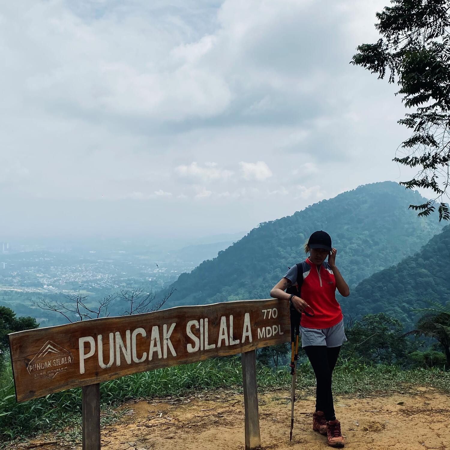 PUNCAK SILALA