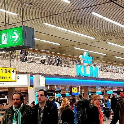 Hola Barcelona convention