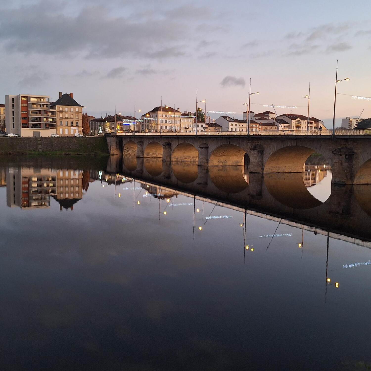 Premiere: Portugal & Spanien