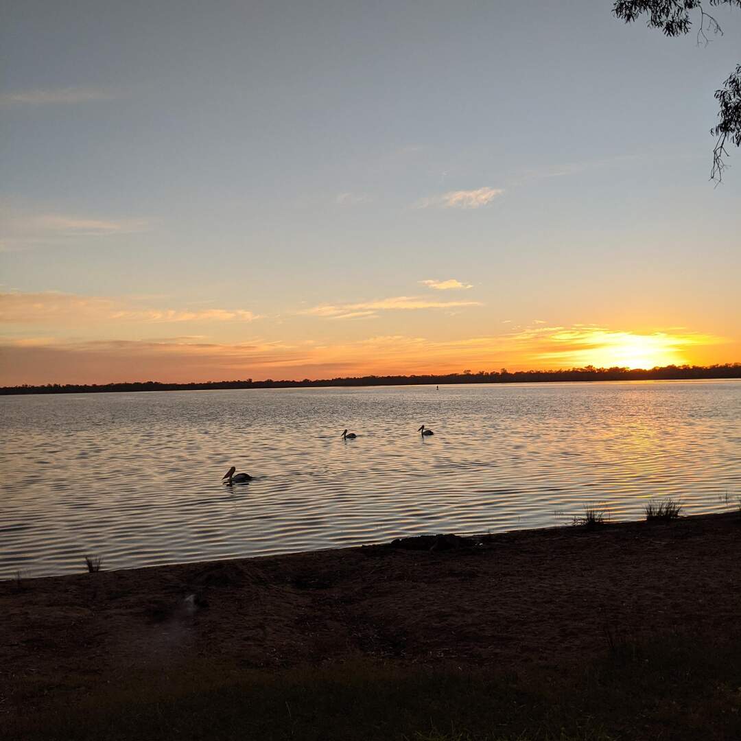 Lap around Australia