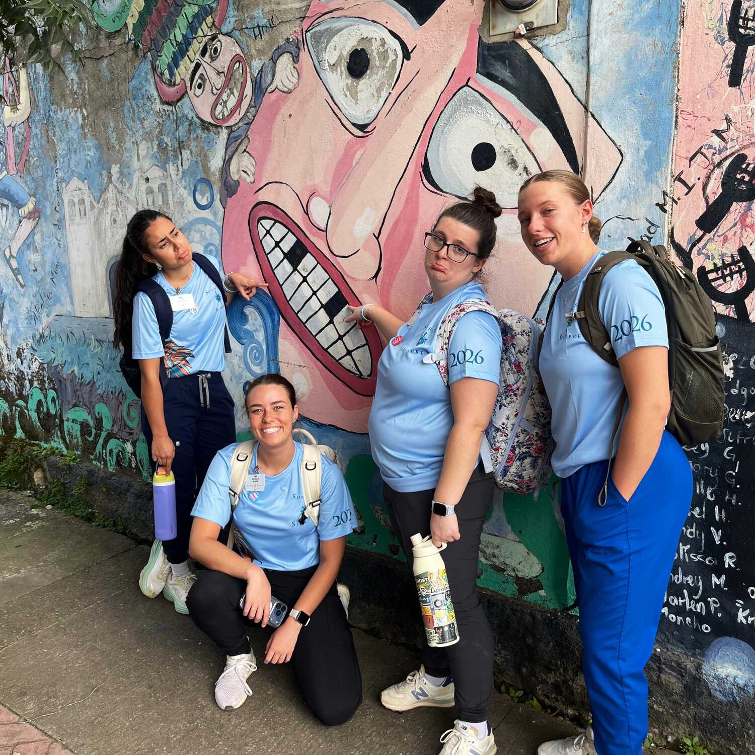 Honduras W/ Sonrisas Siempre