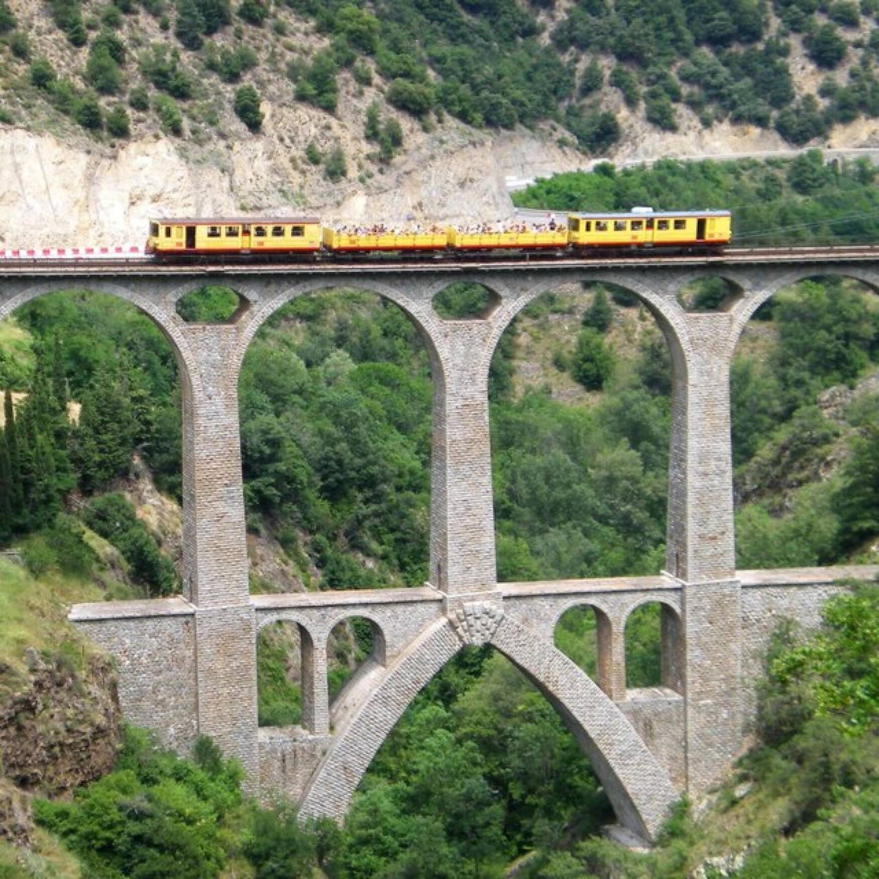 le train jaune