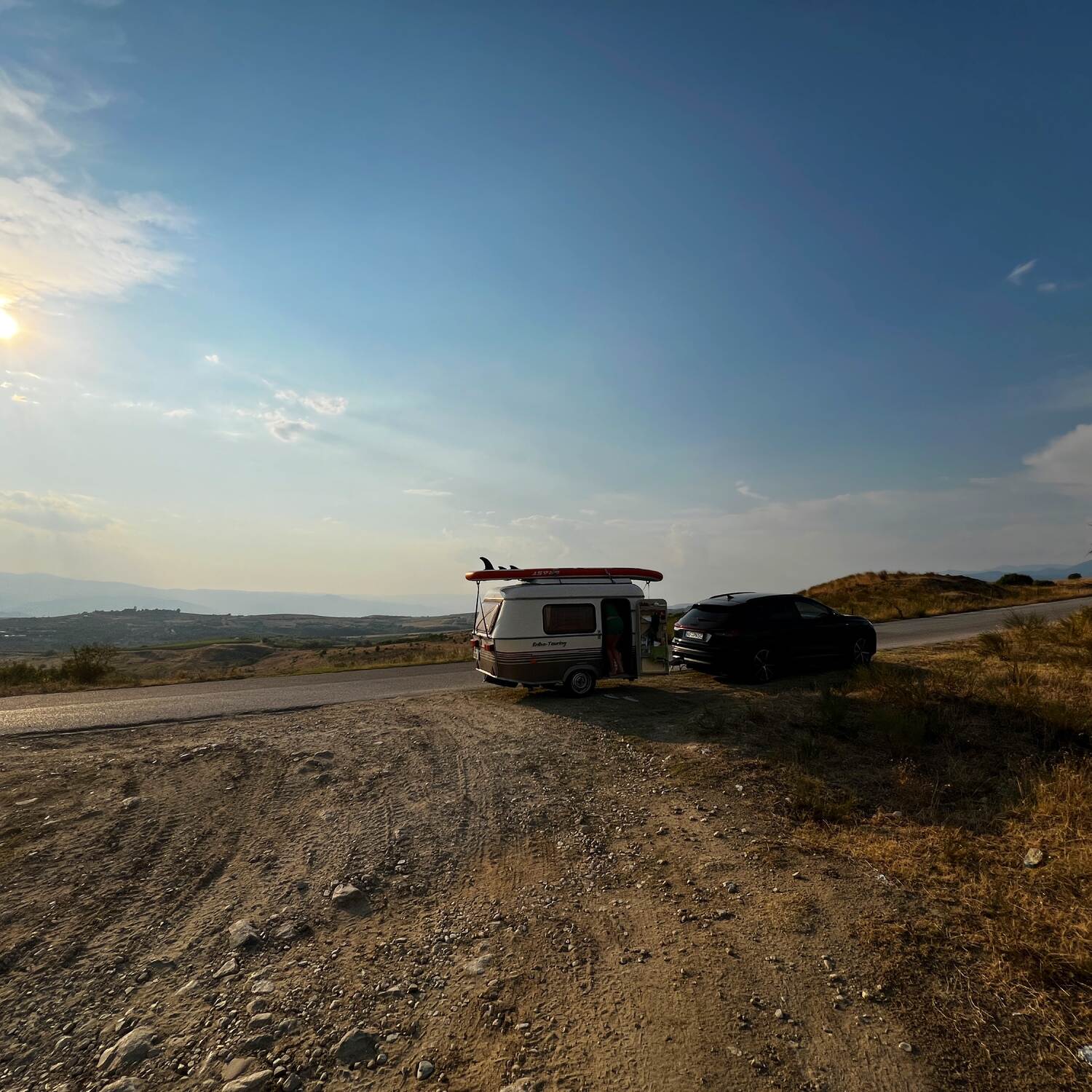 Chasing the sun: „THE RACE”