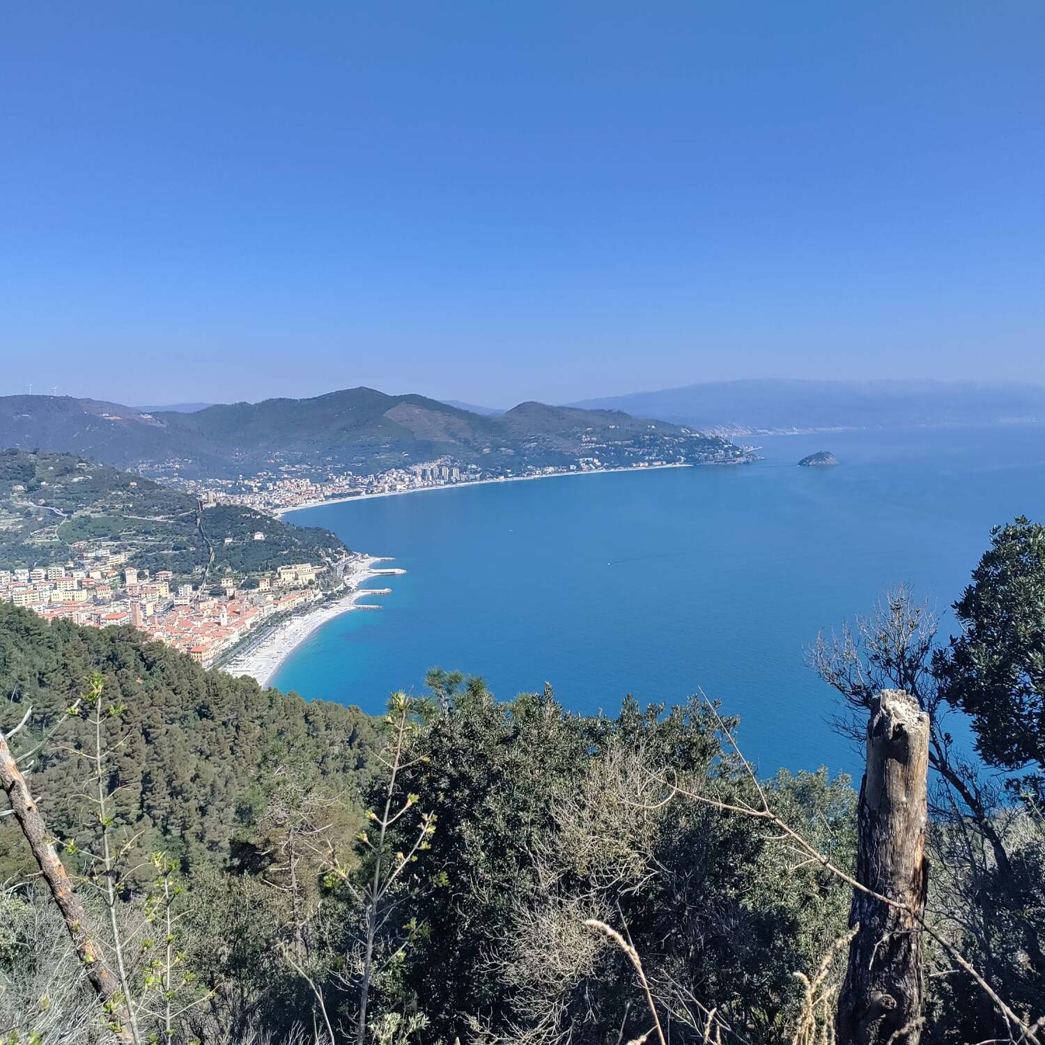 Liguria di Ponente in van