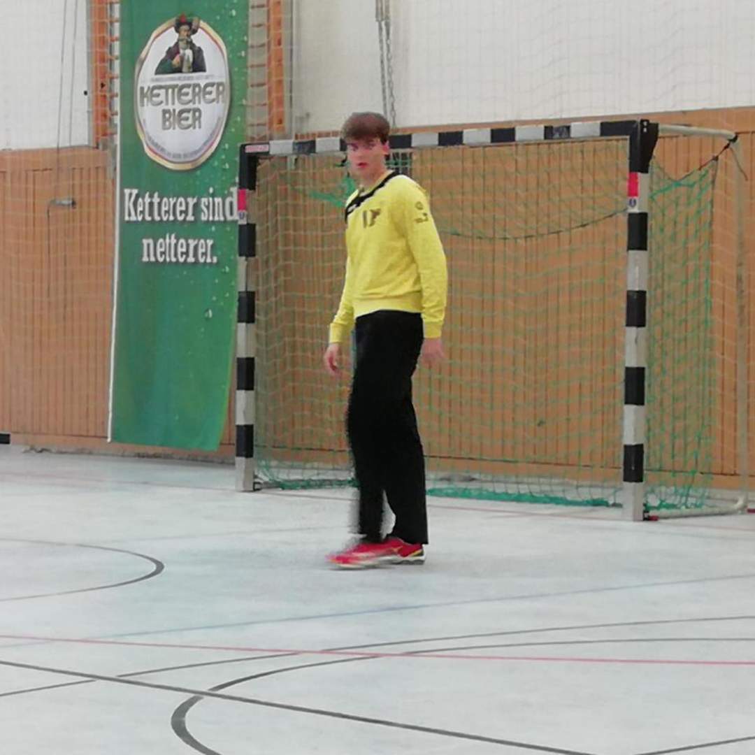 HANDBALL