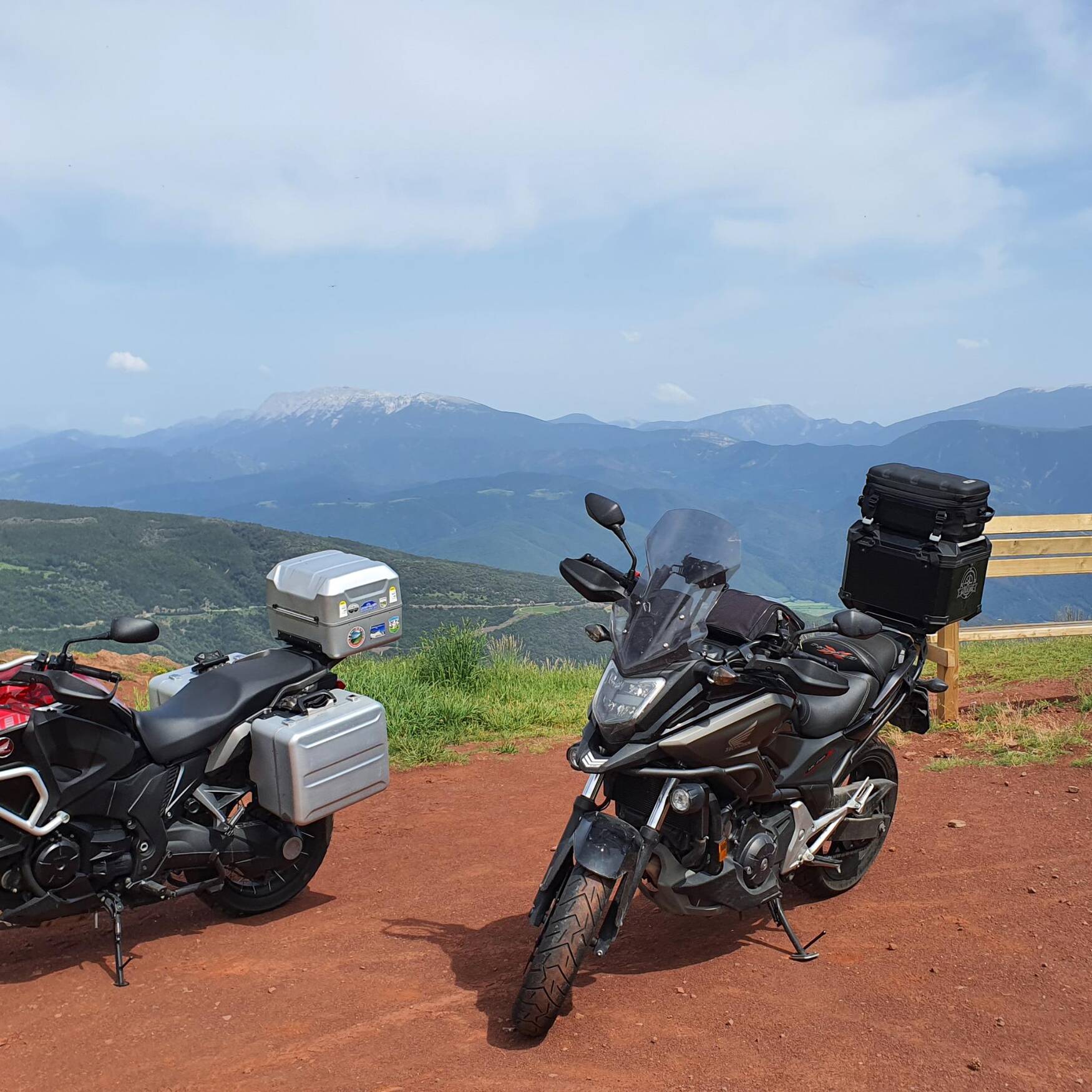 Pirenei in moto