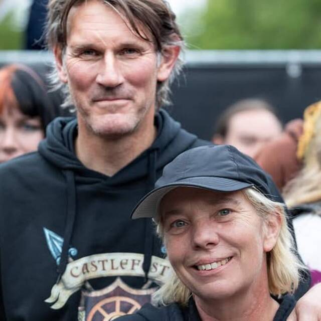 Eric V Dijk