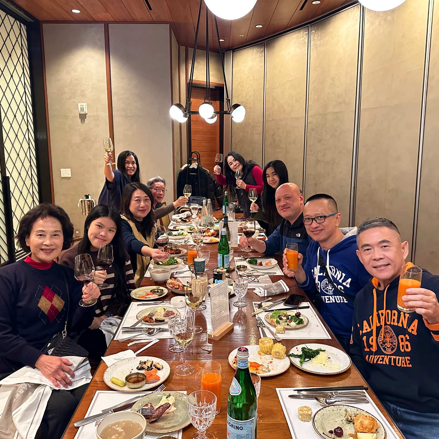 2023 Dec whole family Seoul