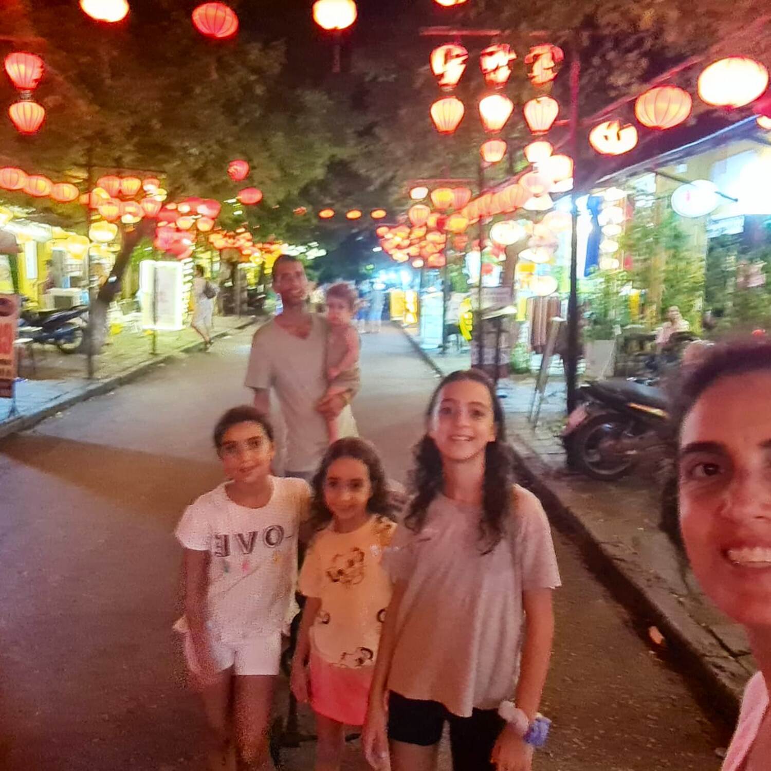 משפחת אביב