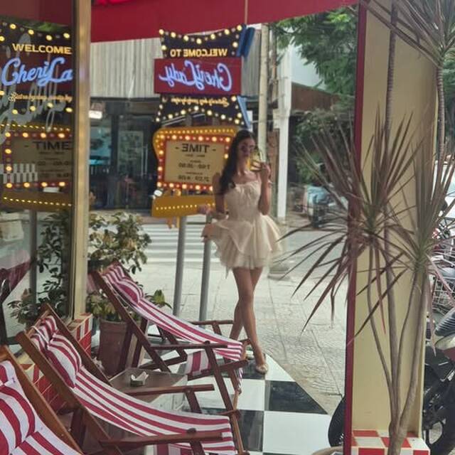 Martini Valois