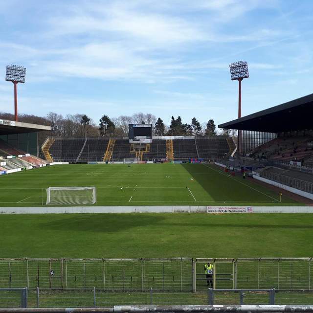 Hoppen im Westen