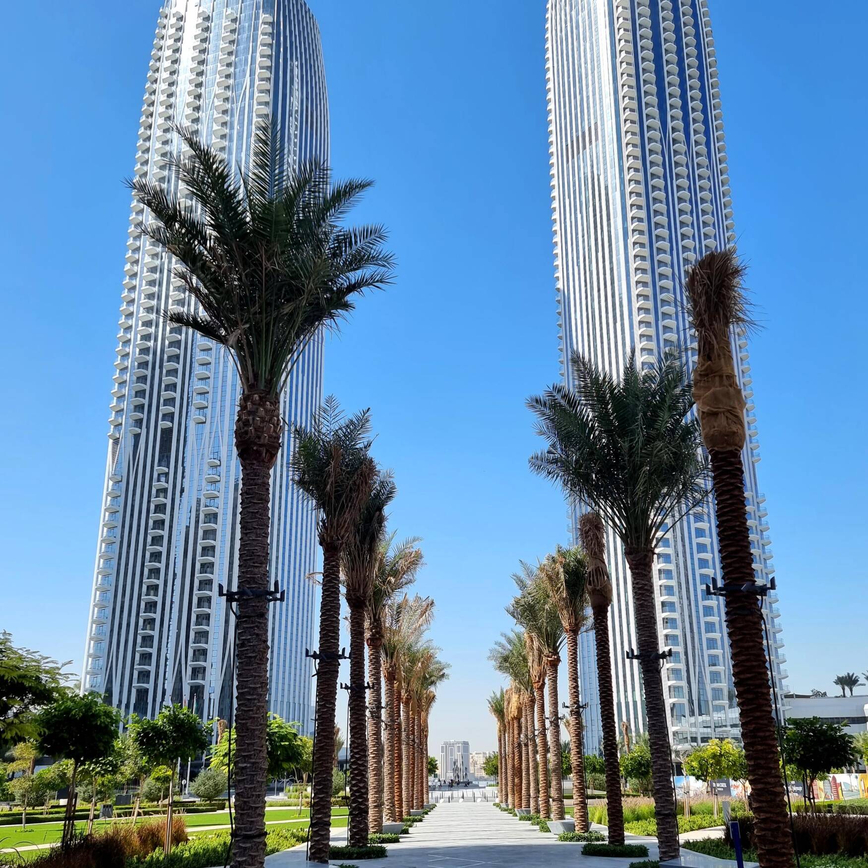 Dubai off the mainstream