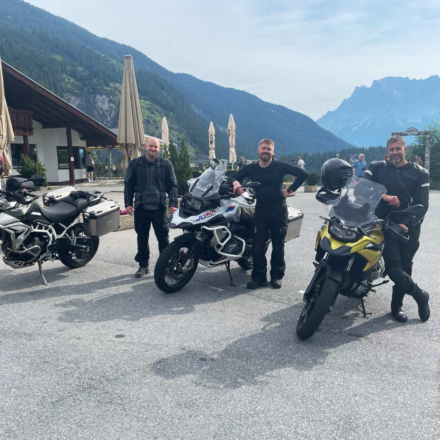 Mit Motorrad durch die Alpen