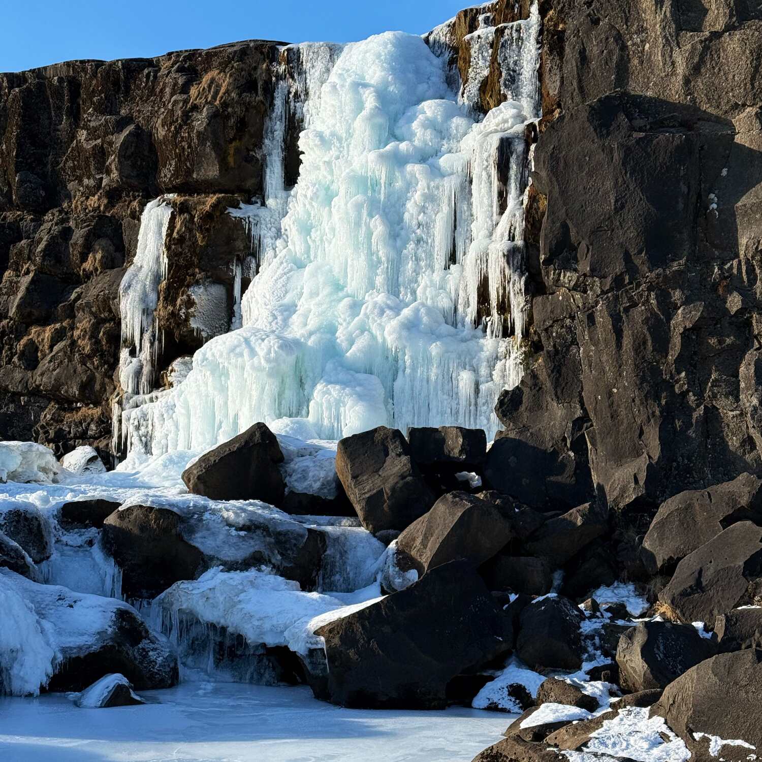 Vulkane, Gletscher und Geysire