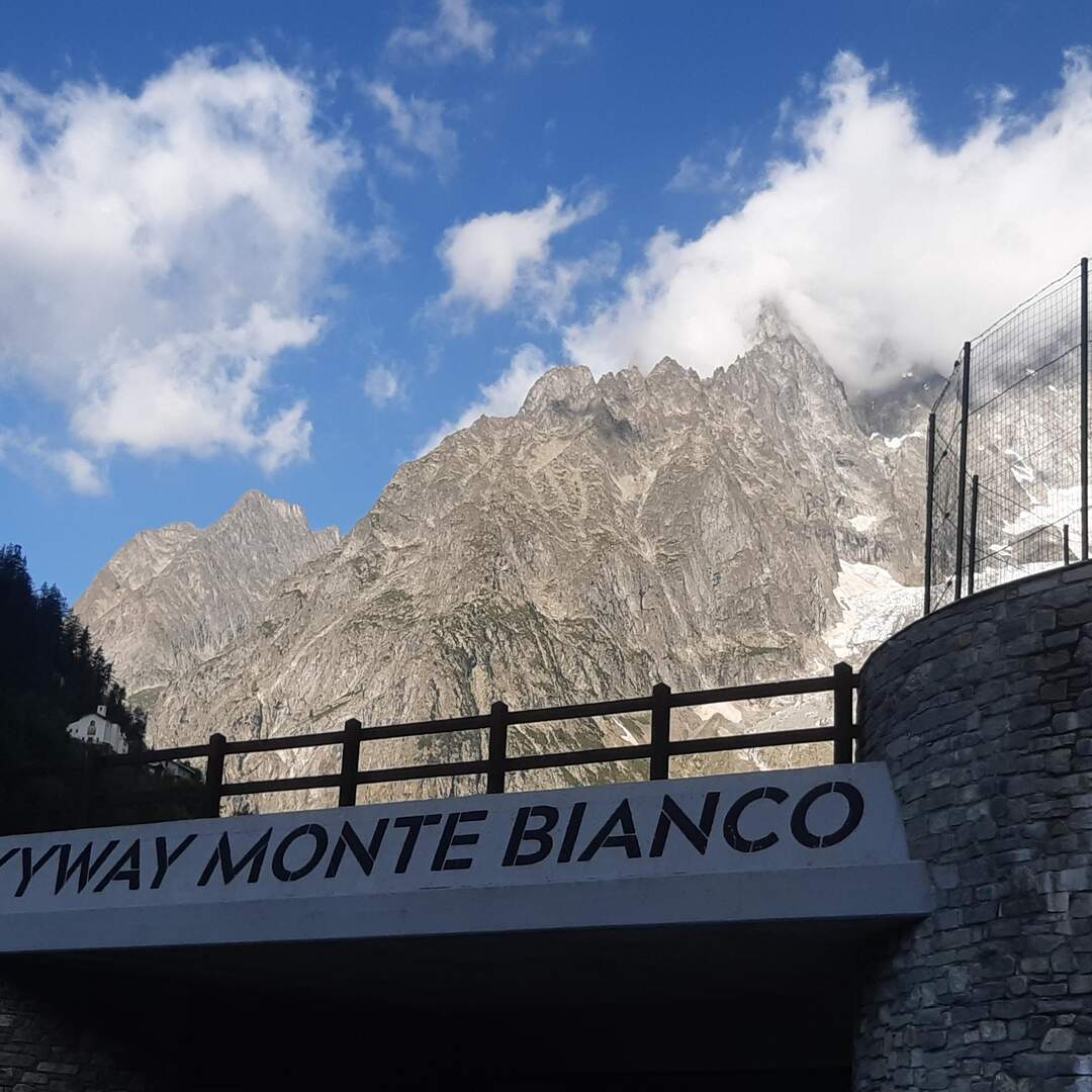 Skyway Monte Bianco