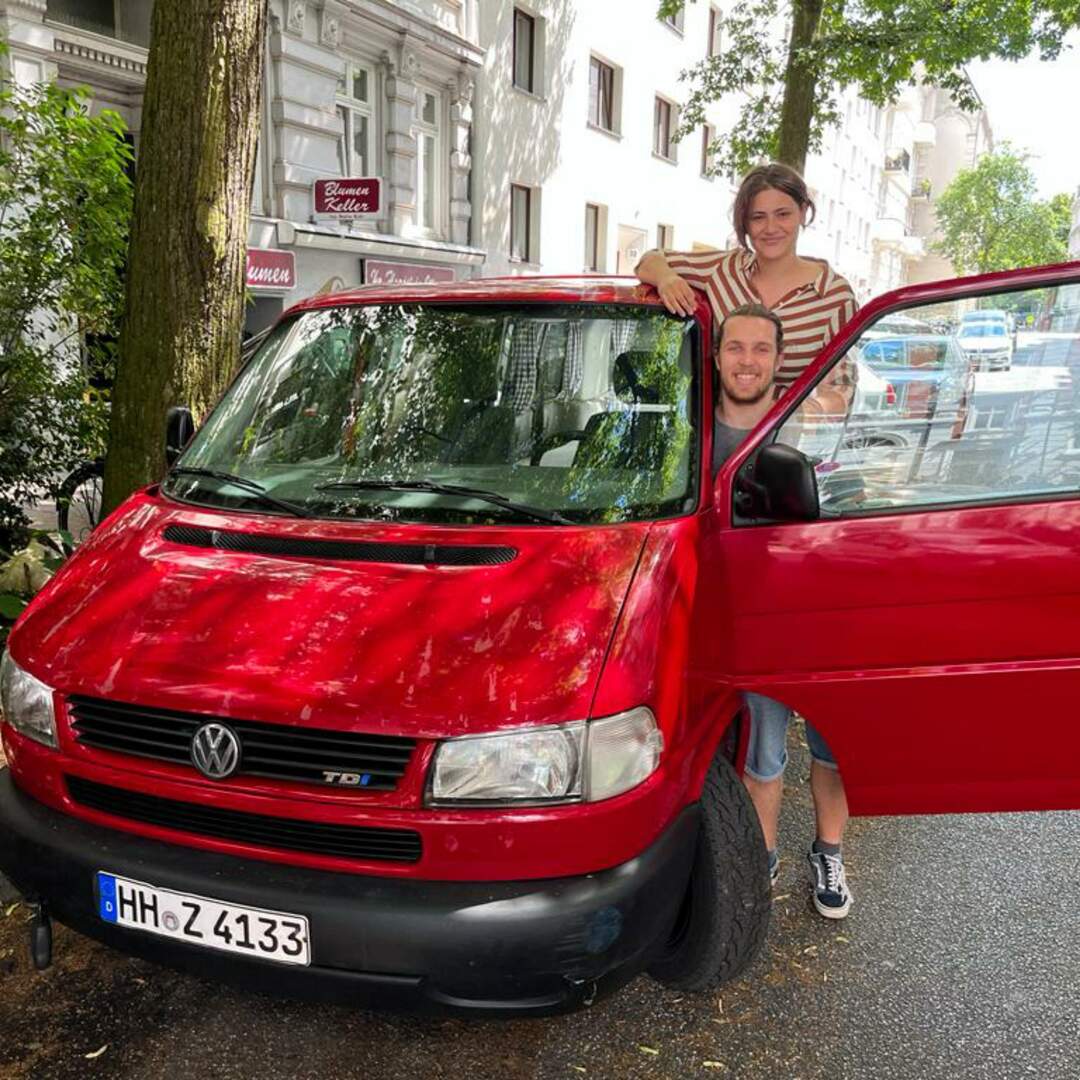 Ila, Lars und der rote Bus