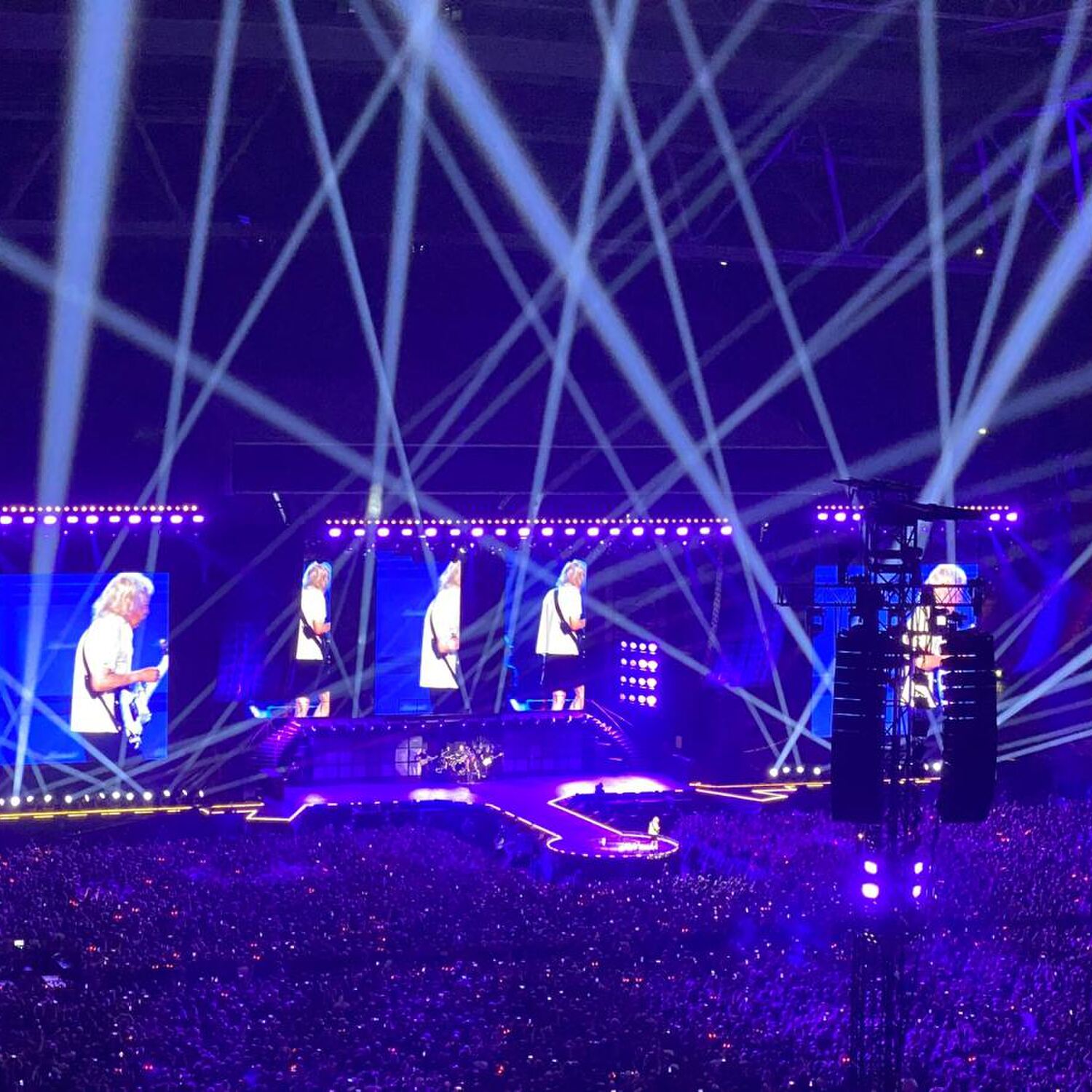 AC / DC