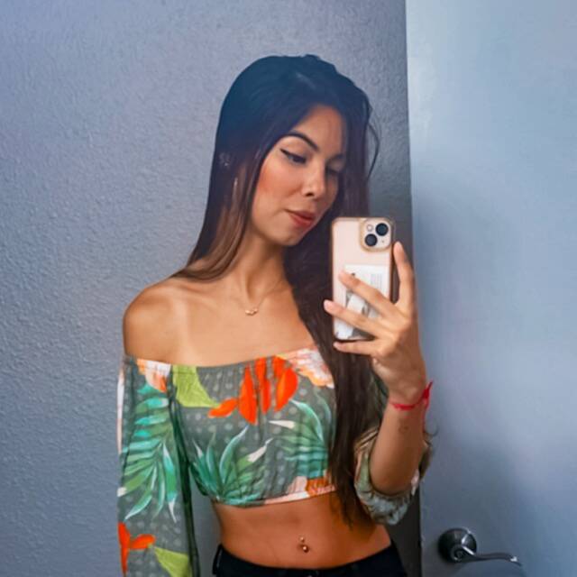 Yasmin Santos