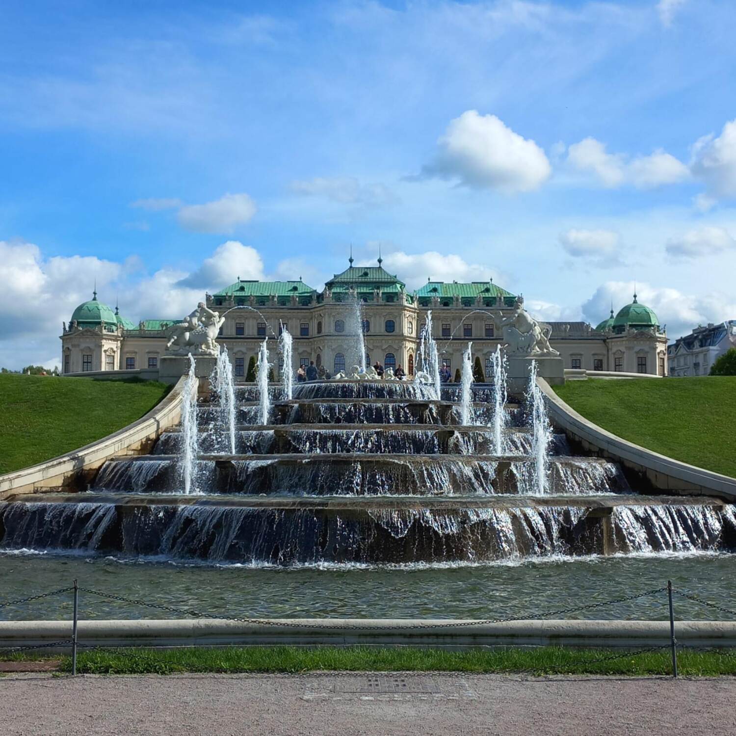 Budapest, Wien 2023