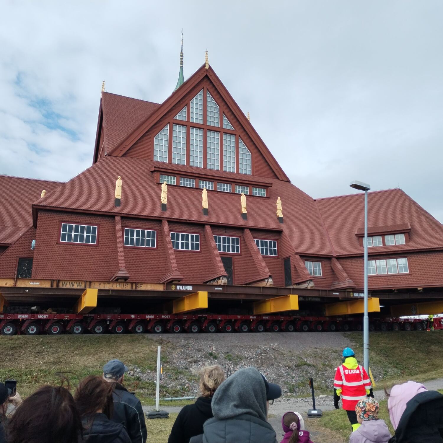 Kiirunan kirkon siirto