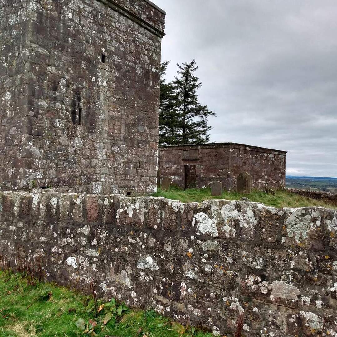 Hoddom Castle